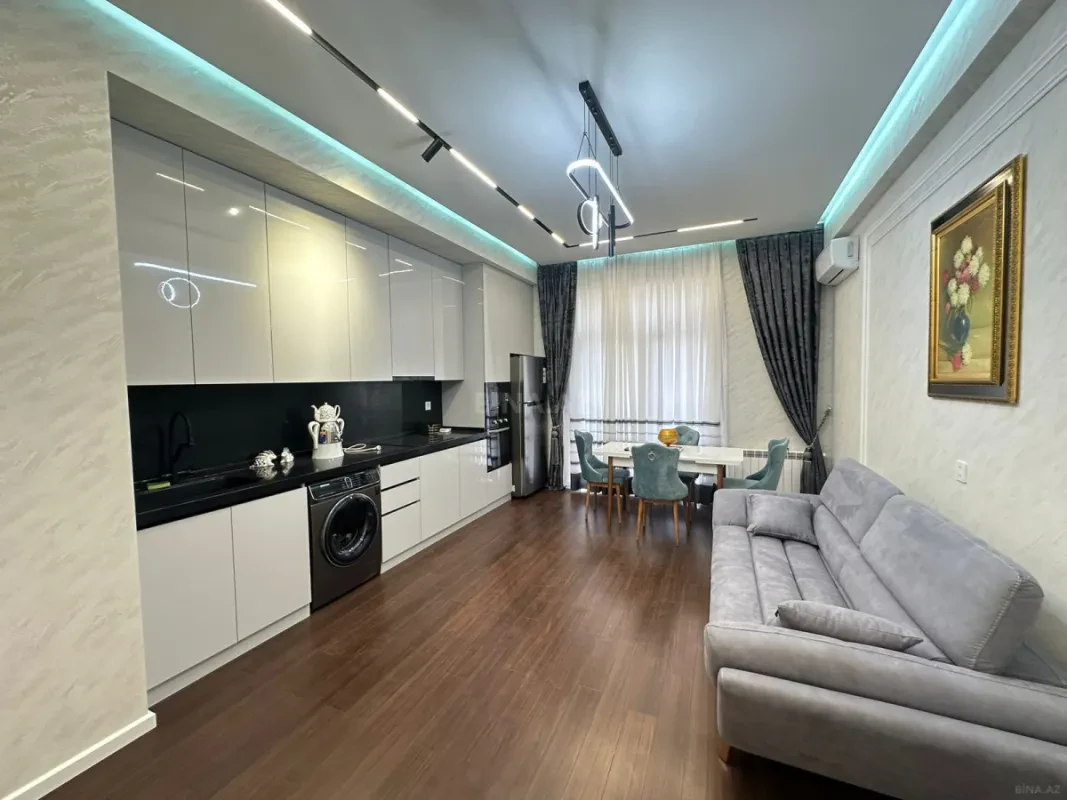Kirayə verilir 2 otaqlı mənzil 90 m²