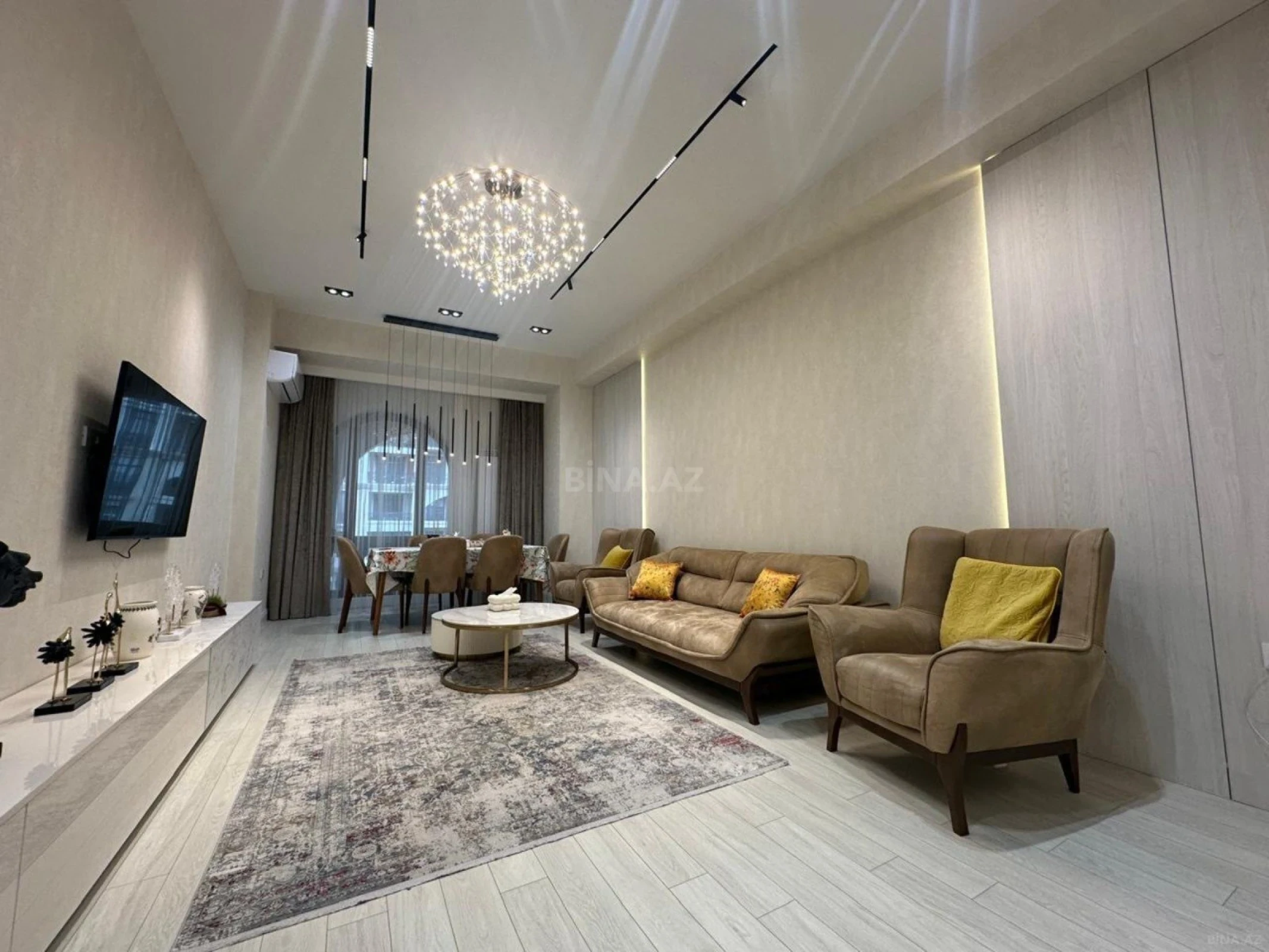 Satılır 2 otaqlı mənzil 107 m²