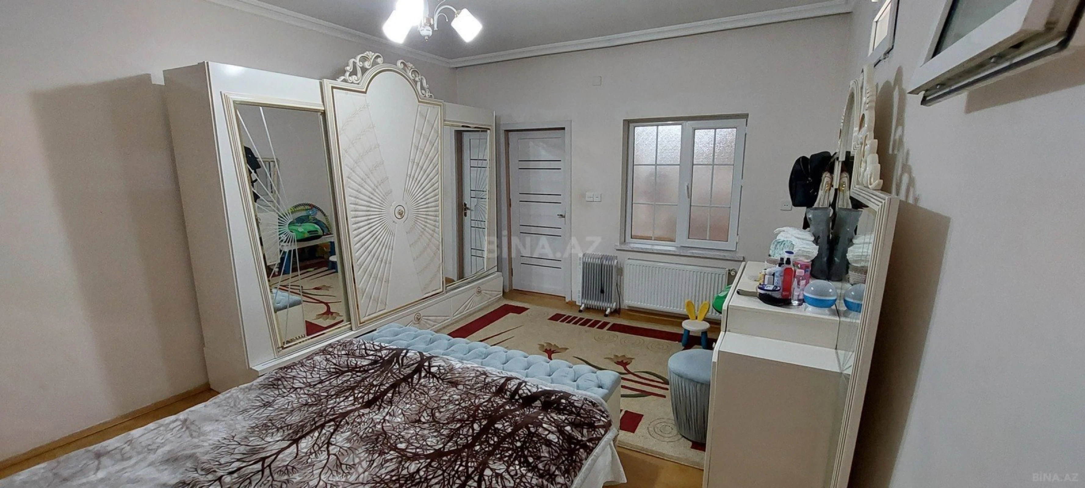 Kirayə verilir 3 otaqlı mənzil 100 m²