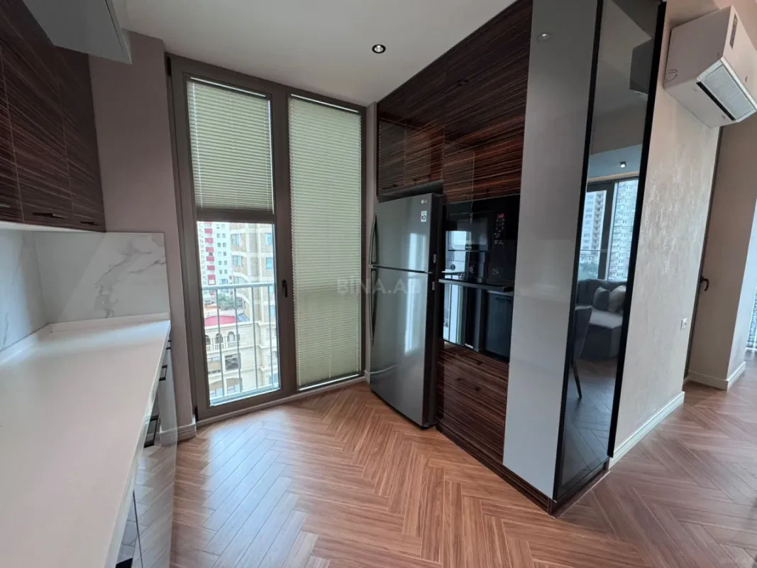 Kirayə verilir 2 otaqlı mənzil 80 m²