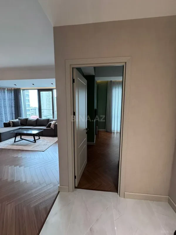 Kirayə verilir 2 otaqlı mənzil 80 m²