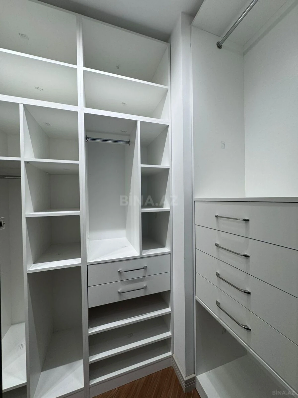 Kirayə verilir 2 otaqlı mənzil 80 m²
