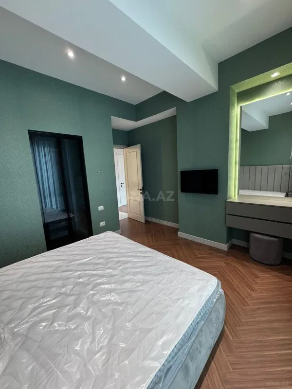 Kirayə verilir 2 otaqlı mənzil 80 m²