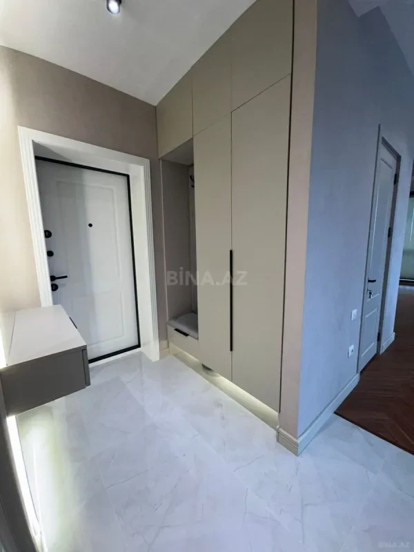 Kirayə verilir 2 otaqlı mənzil 80 m²