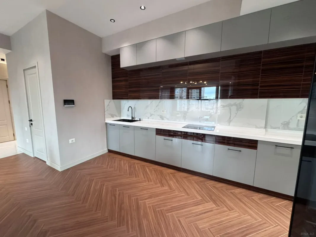 Kirayə verilir 2 otaqlı mənzil 80 m²