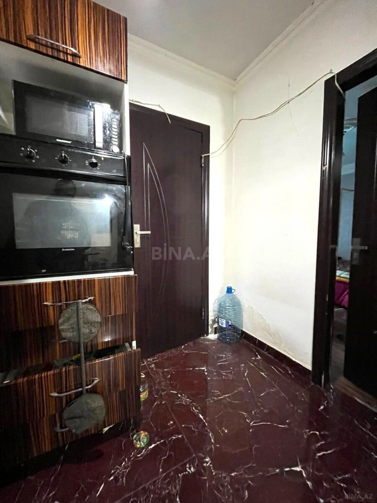 Satılır 3 otaqlı mənzil 60 m²