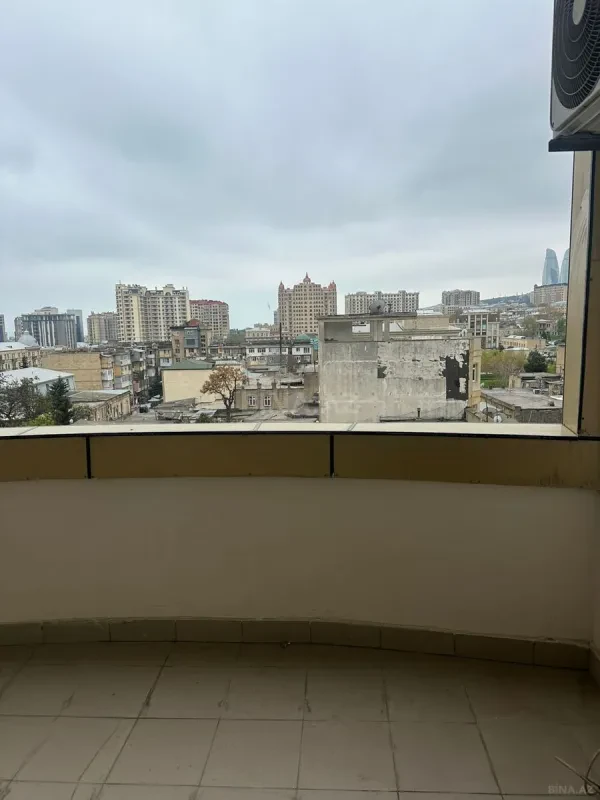 Kirayə verilir 3 otaqlı ofis 150 m²