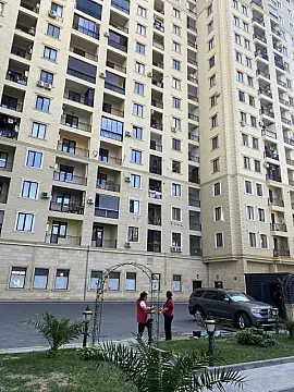 Kirayə verilir 2 otaqlı mənzil 100 m²