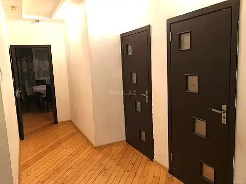 Kirayə verilir 2 otaqlı mənzil 95 m²