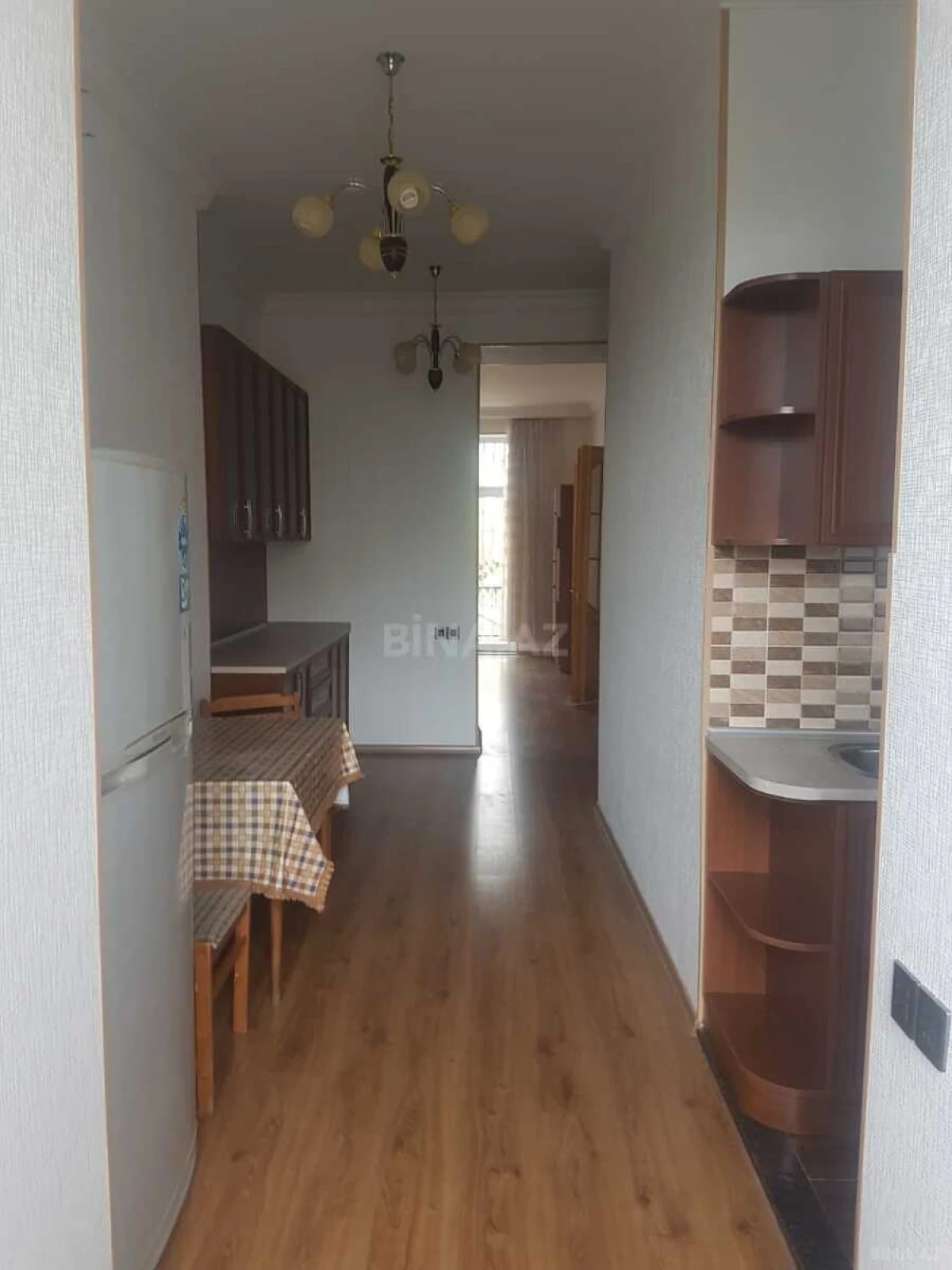 Kirayə verilir 2 otaqlı mənzil 70 m²