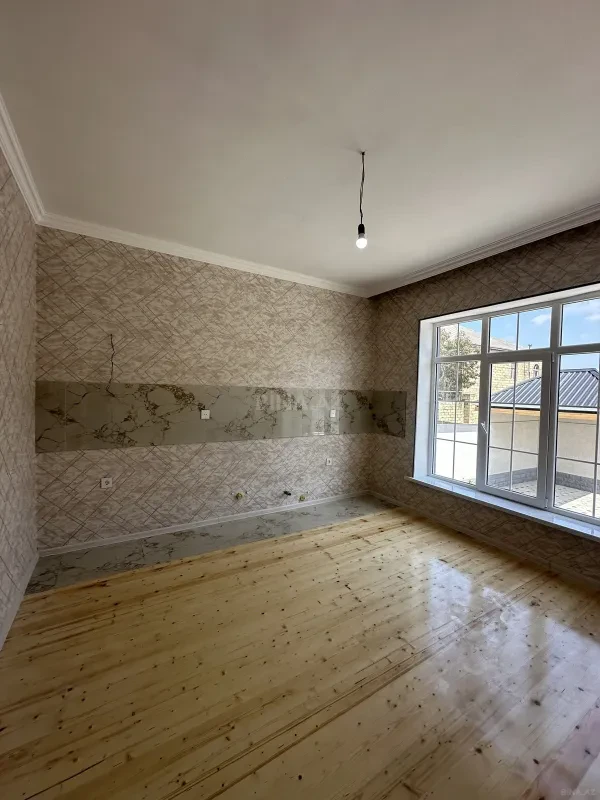 Satılır 4 otaqlı həyət evi 130 m²