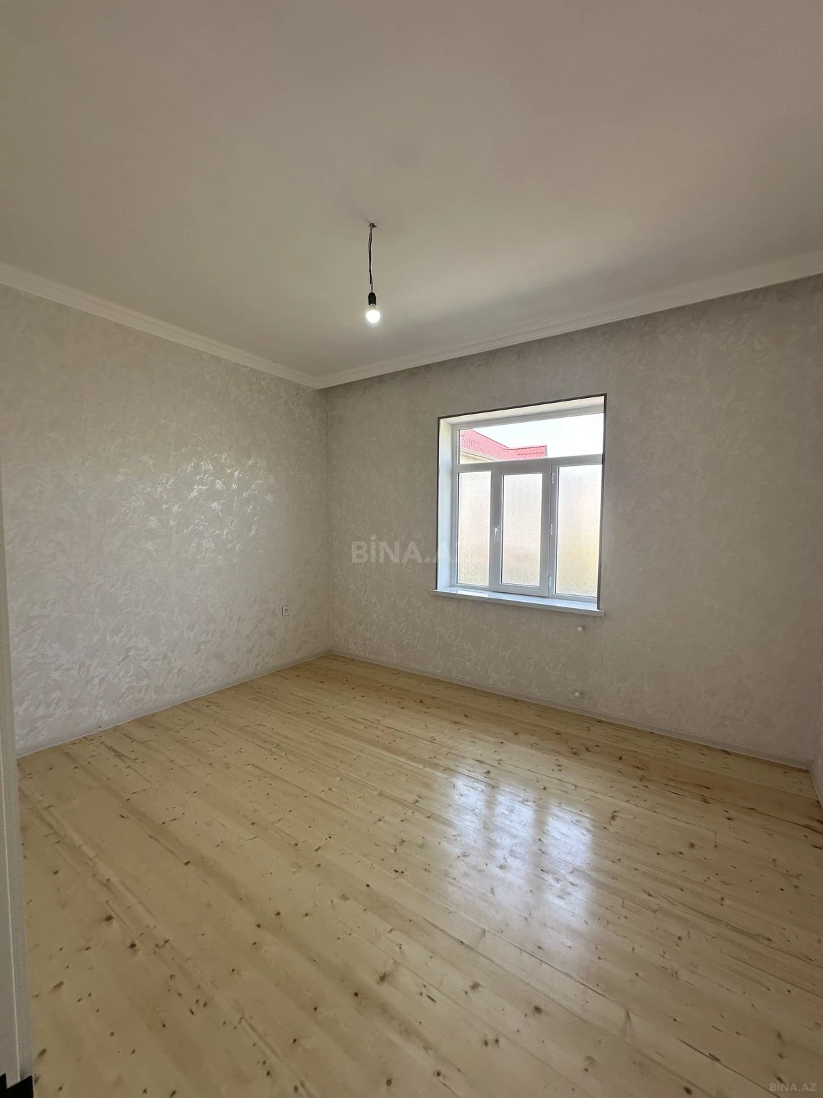 Satılır 4 otaqlı həyət evi 130 m²