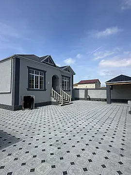 Satılır 4 otaqlı həyət evi 130 m²