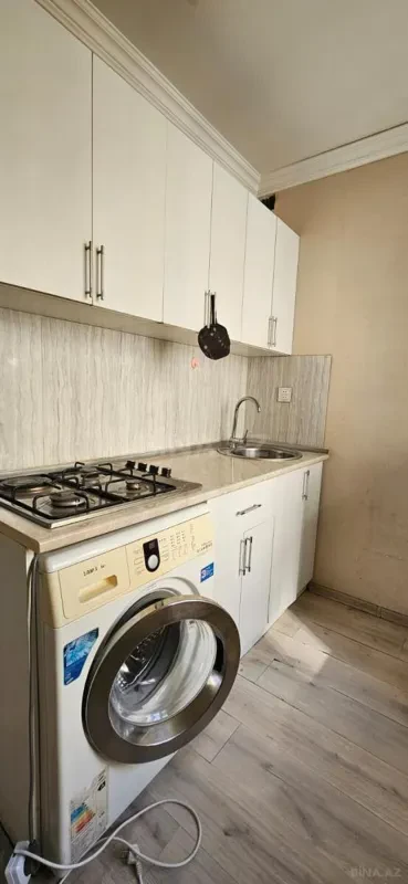 Kirayə verilir 2 otaqlı mənzil 50 m²