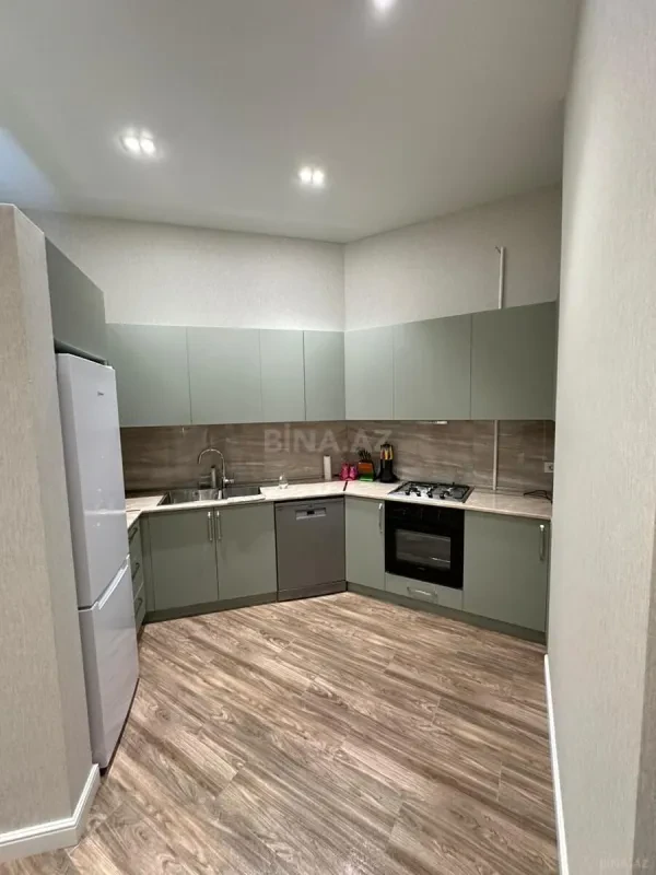Kirayə verilir 3 otaqlı mənzil 100 m²