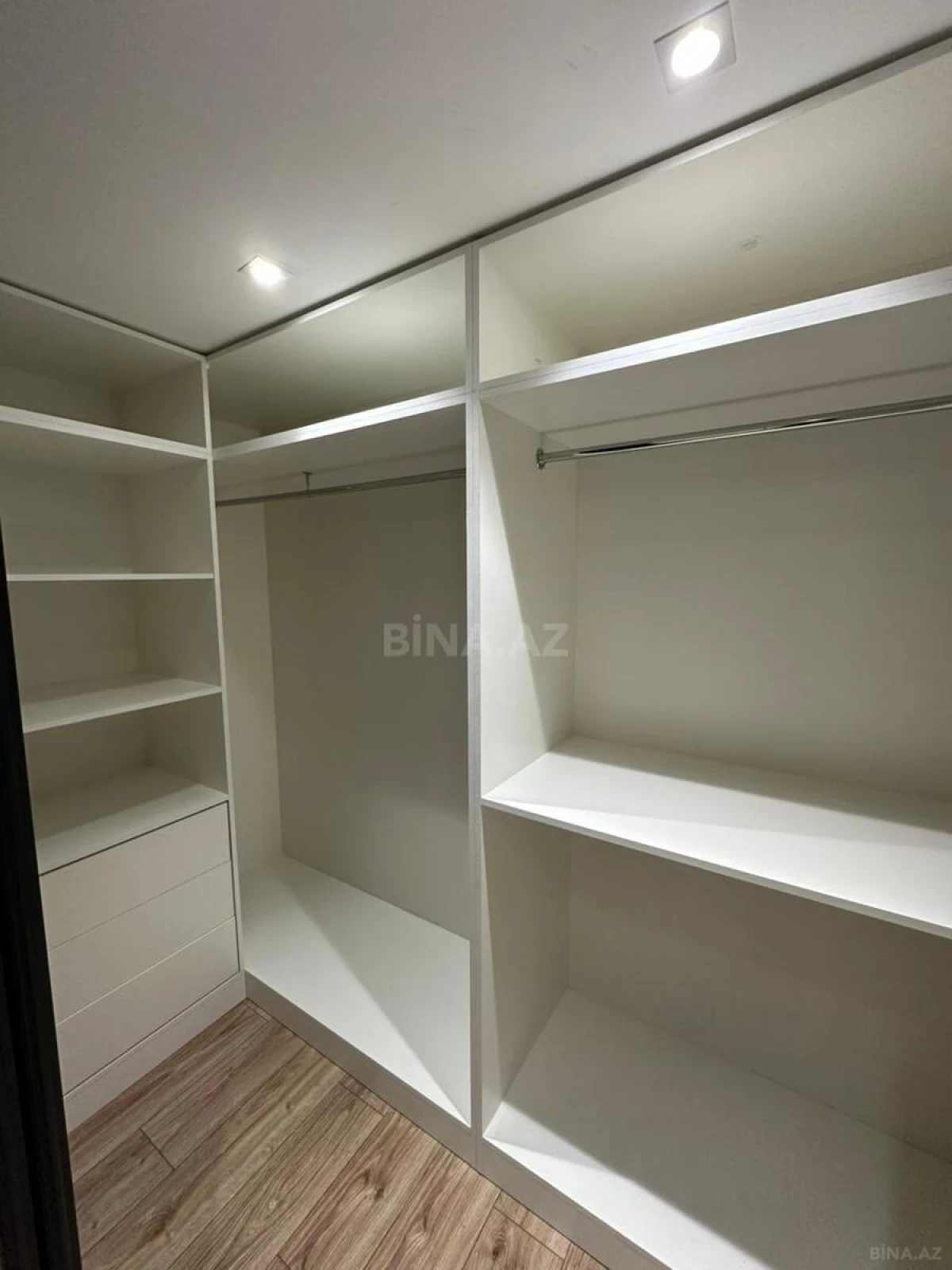 Kirayə verilir 3 otaqlı mənzil 100 m²