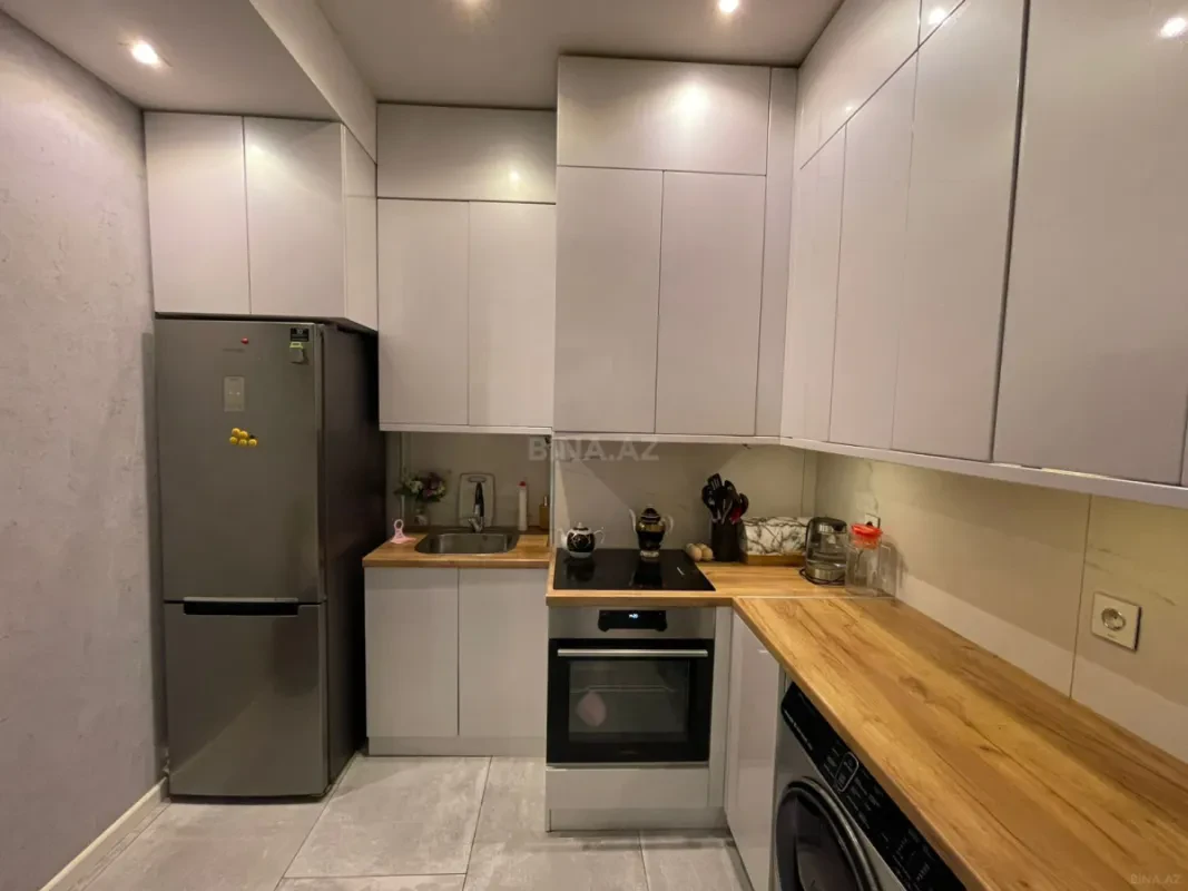 Satılır 3 otaqlı mənzil 95 m²