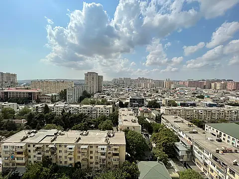 Satılır 3 otaqlı mənzil 95 m²