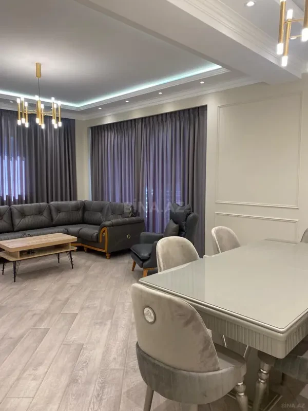 Kirayə verilir 3 otaqlı mənzil 157 m²