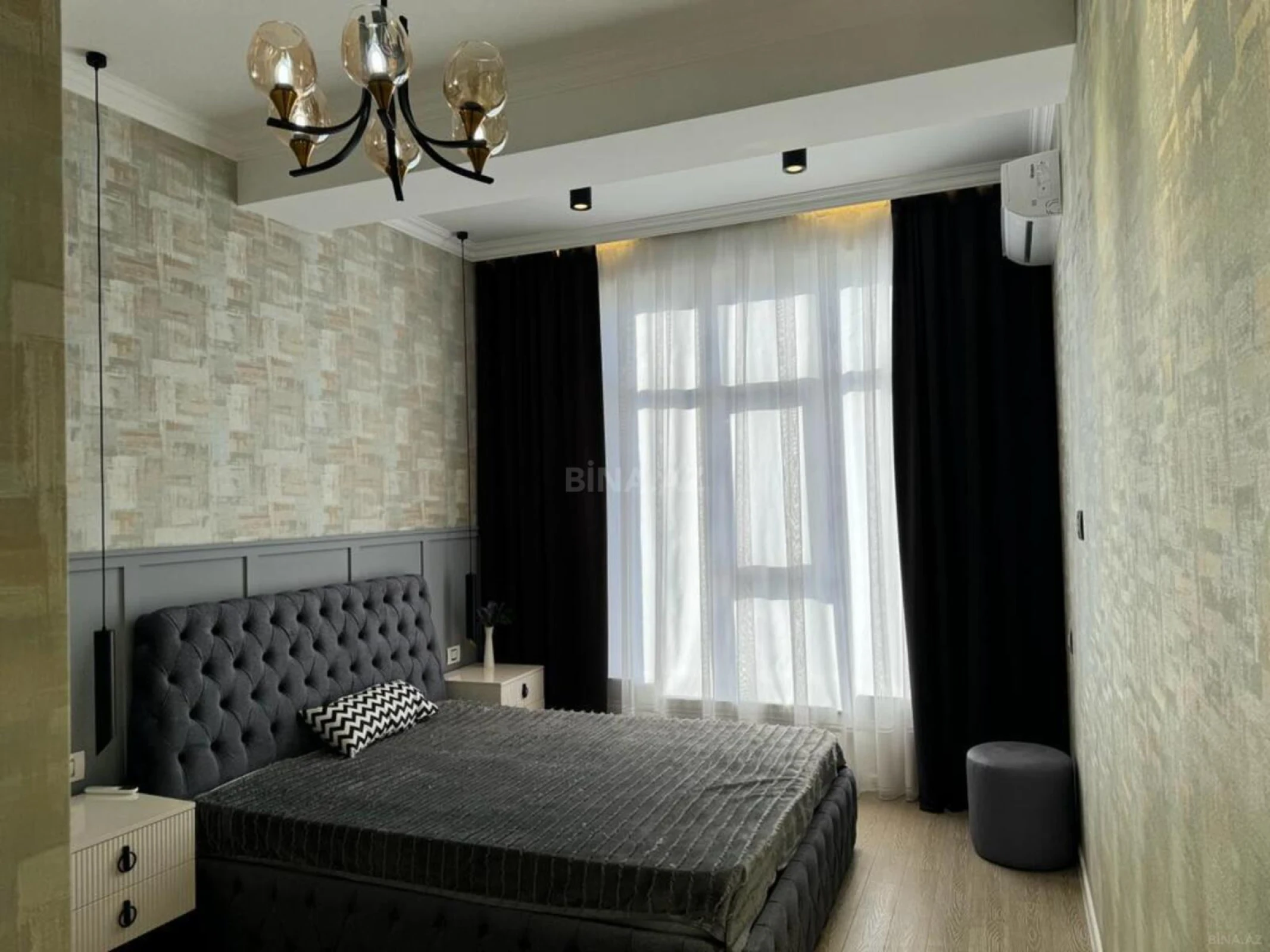 Kirayə verilir 3 otaqlı mənzil 135 m²