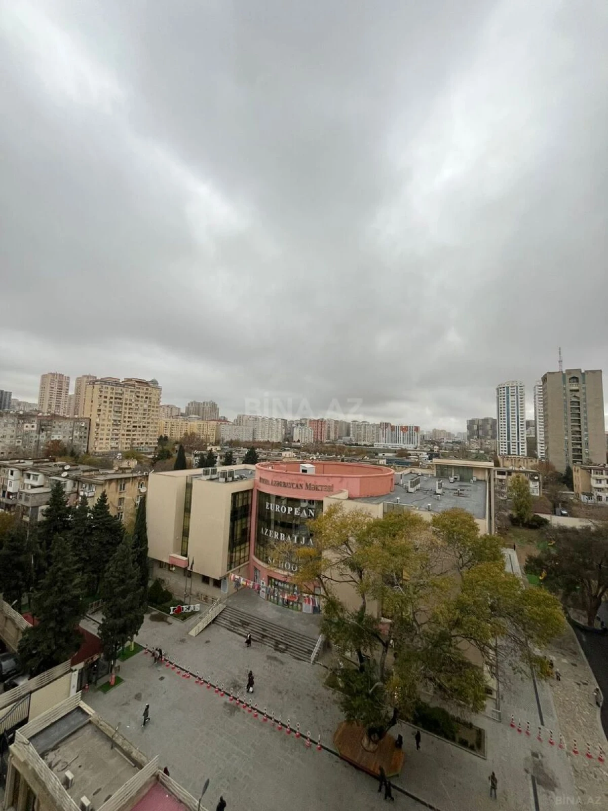 Satılır 3 otaqlı mənzil 75 m²