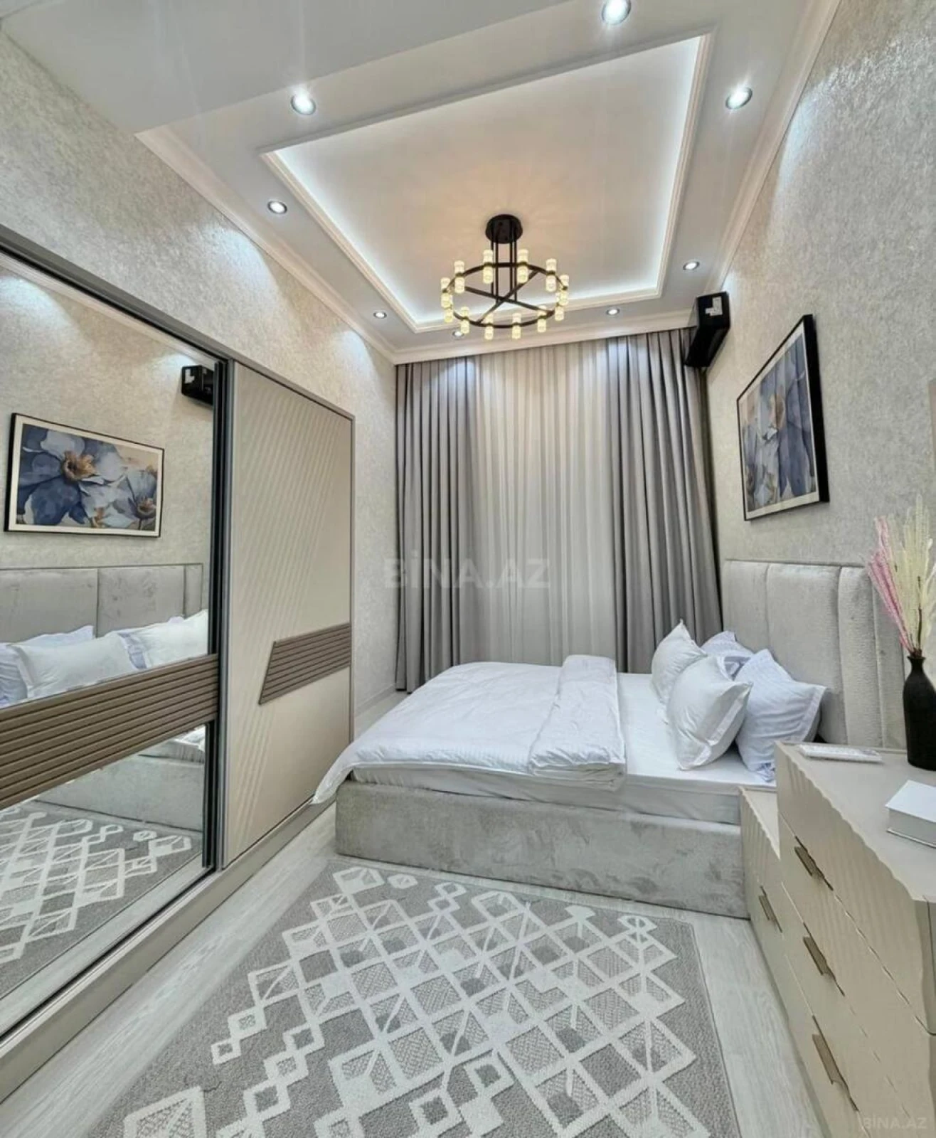 Kirayə verilir 3 otaqlı mənzil 115 m²