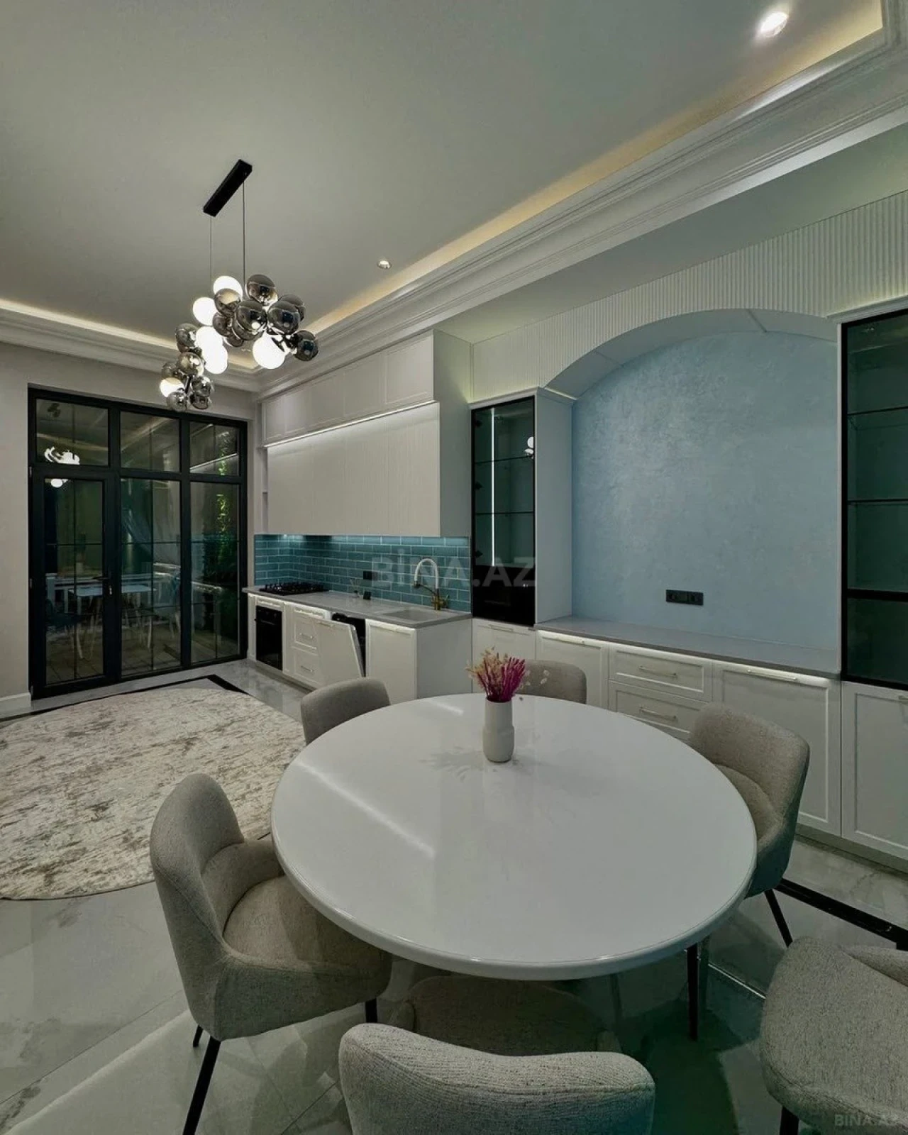 Kirayə verilir 4 otaqlı həyət evi 250 m²