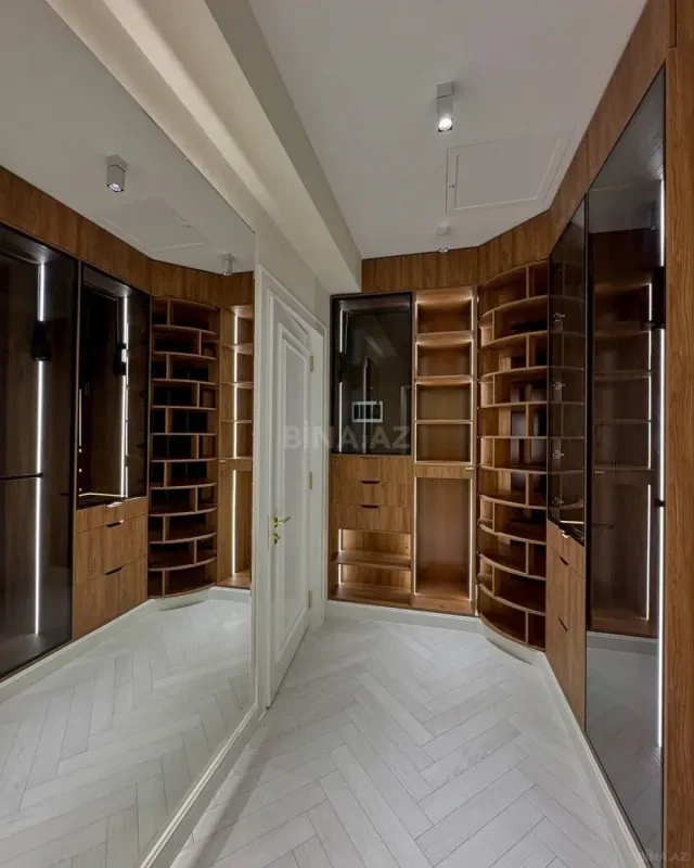 Kirayə verilir 4 otaqlı həyət evi 250 m²