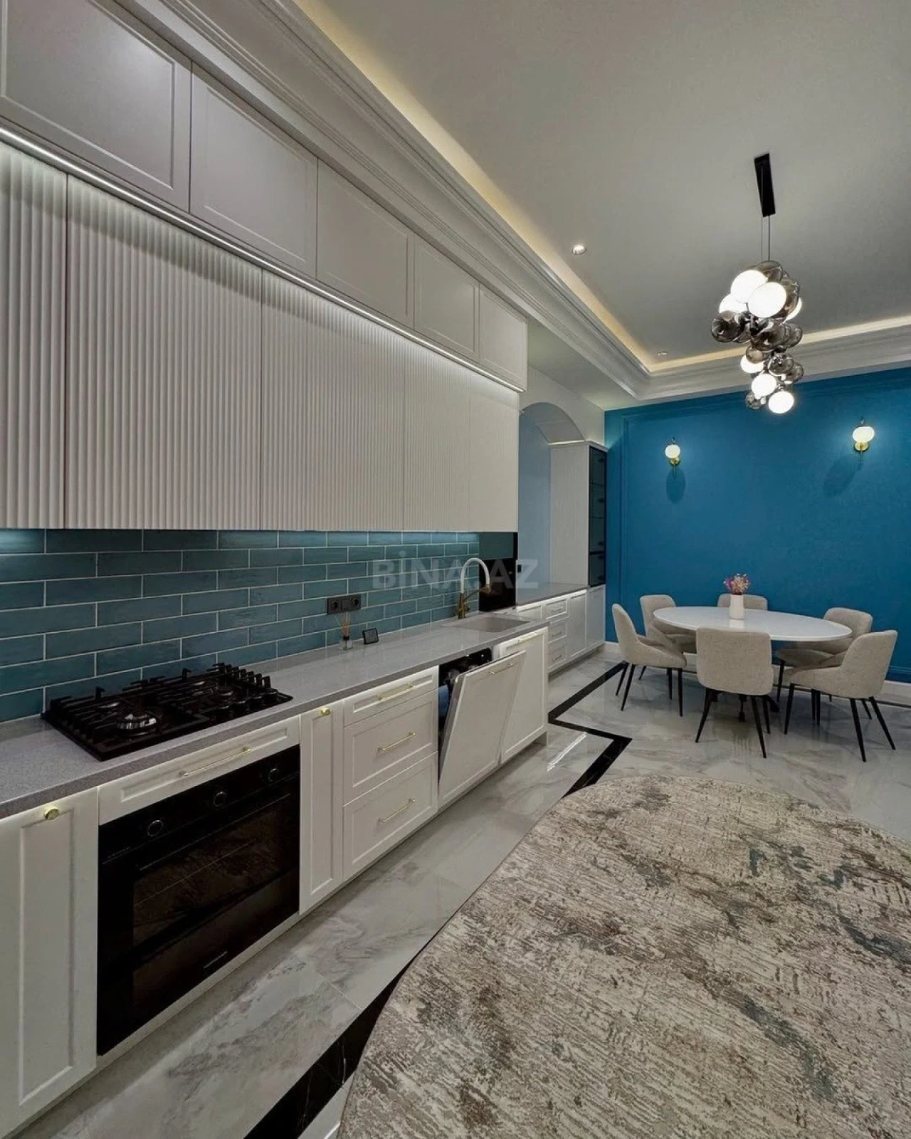 Kirayə verilir 4 otaqlı həyət evi 250 m²
