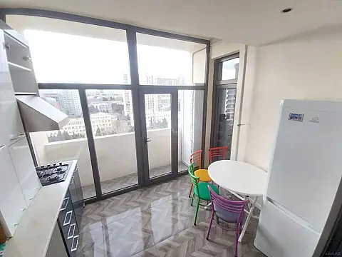 Kirayə verilir 1 otaqlı ofis 20 m²