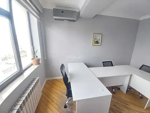 Kirayə verilir 1 otaqlı ofis 20 m²