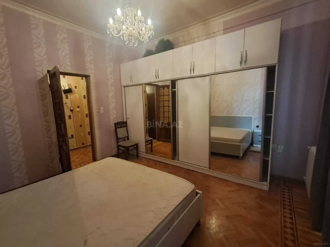 Kirayə verilir 2 otaqlı mənzil 60 m²