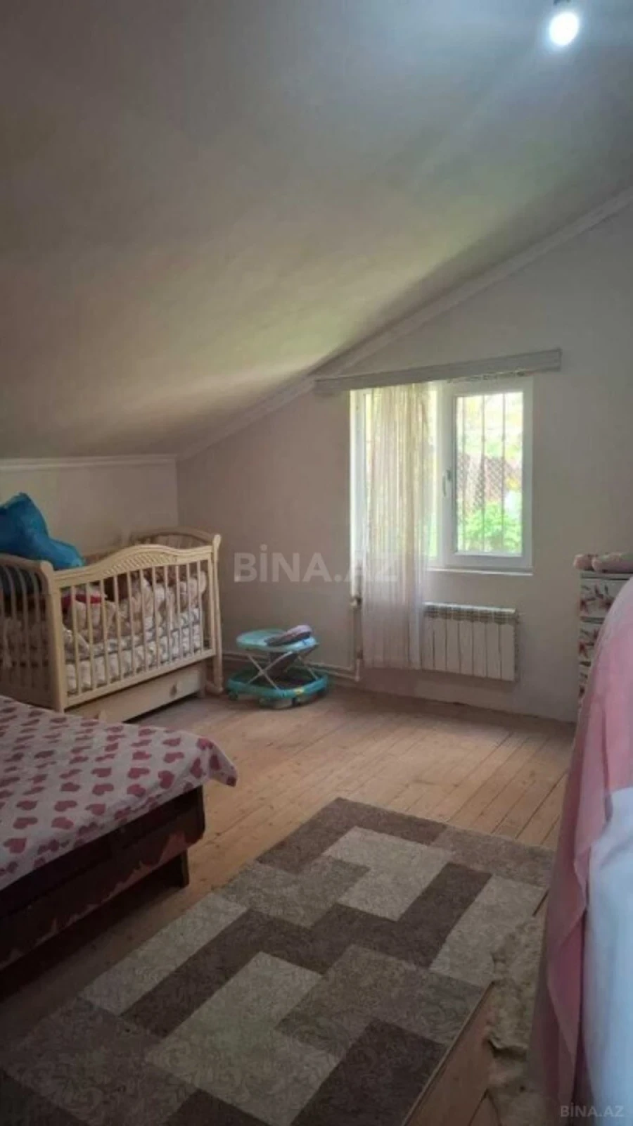 Satılır 6 otaqlı həyət evi 180 m²