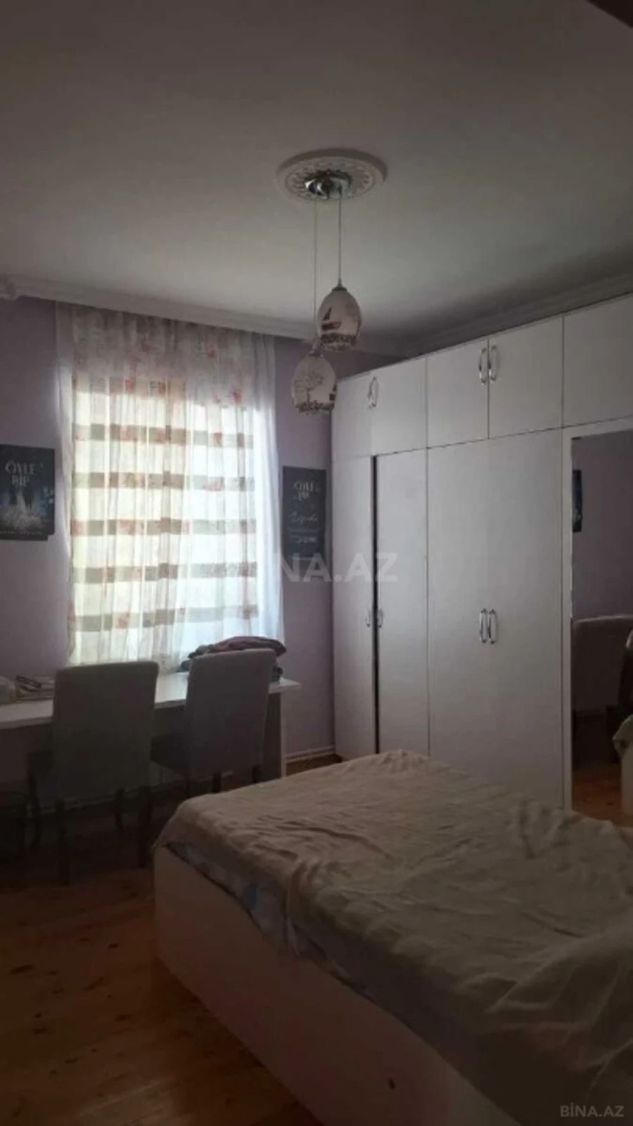 Satılır 6 otaqlı həyət evi 180 m²