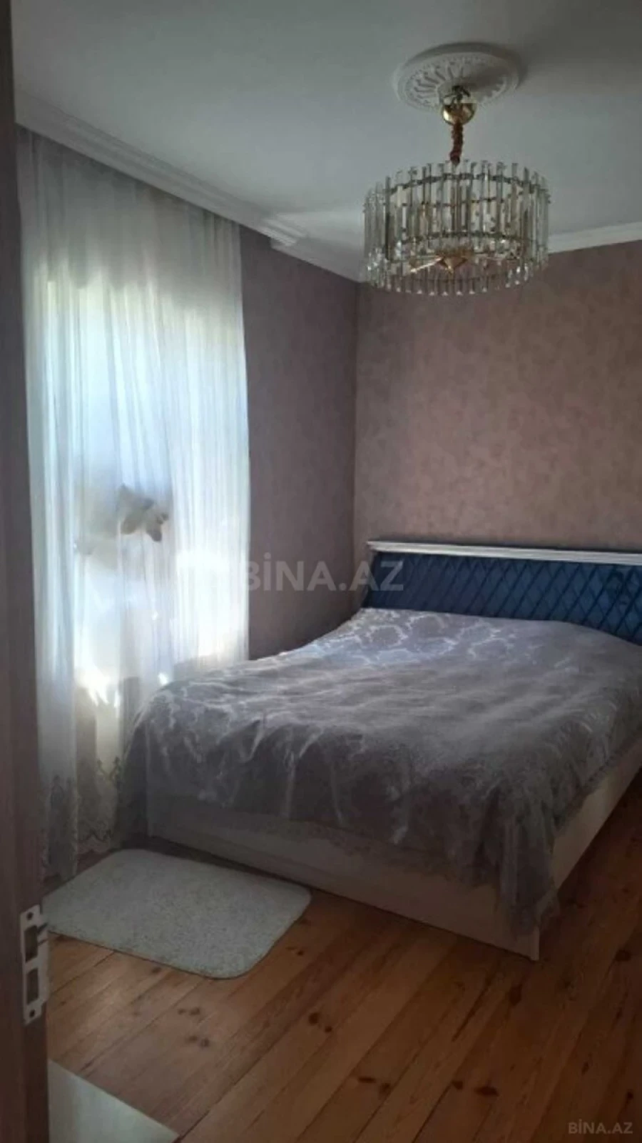 Satılır 6 otaqlı həyət evi 180 m²