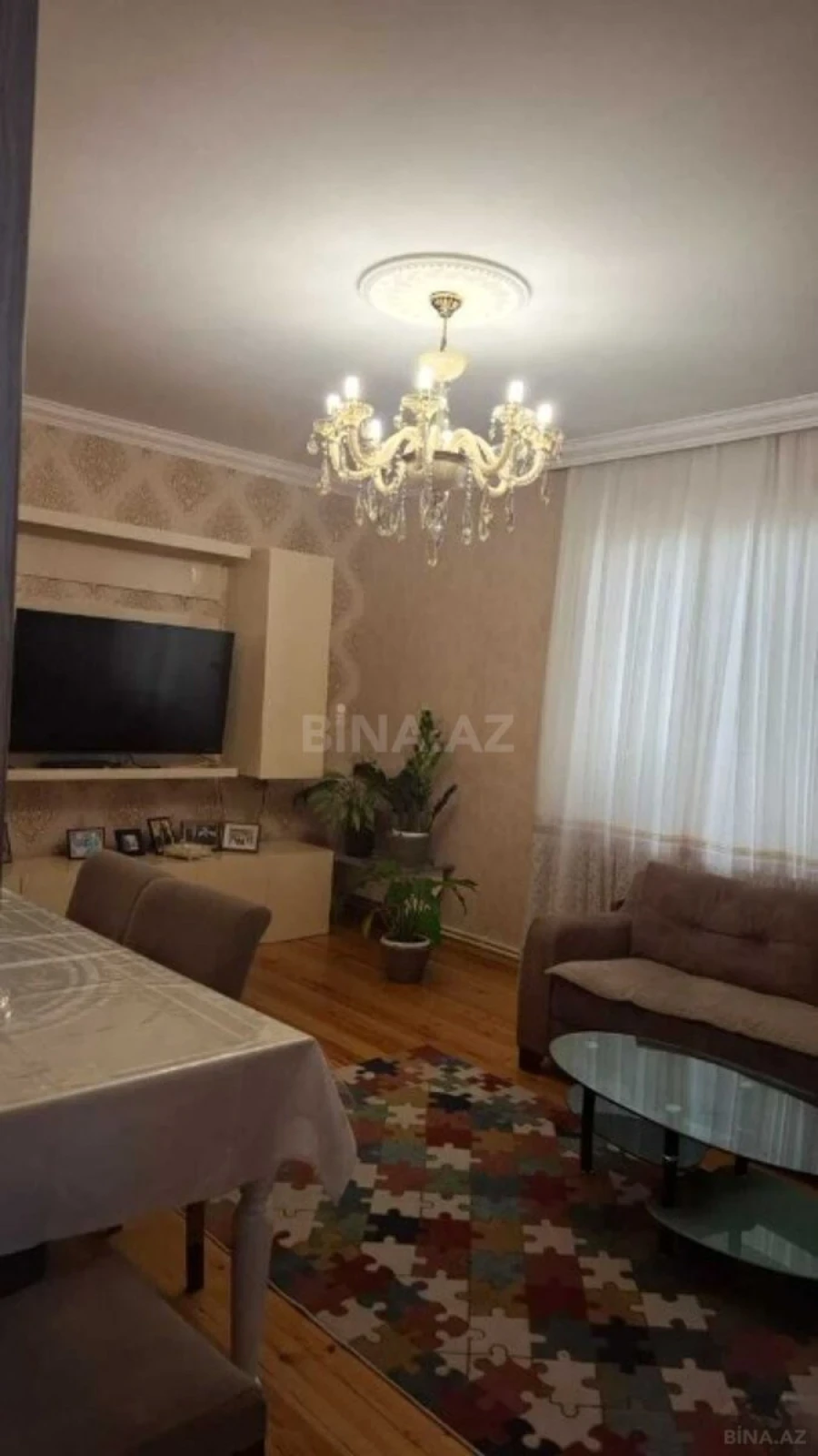 Satılır 6 otaqlı həyət evi 180 m²