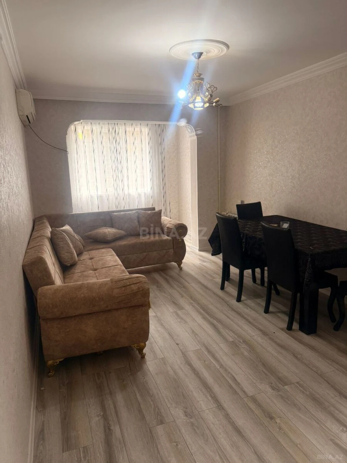 Kirayə verilir 2 otaqlı mənzil 60 m²