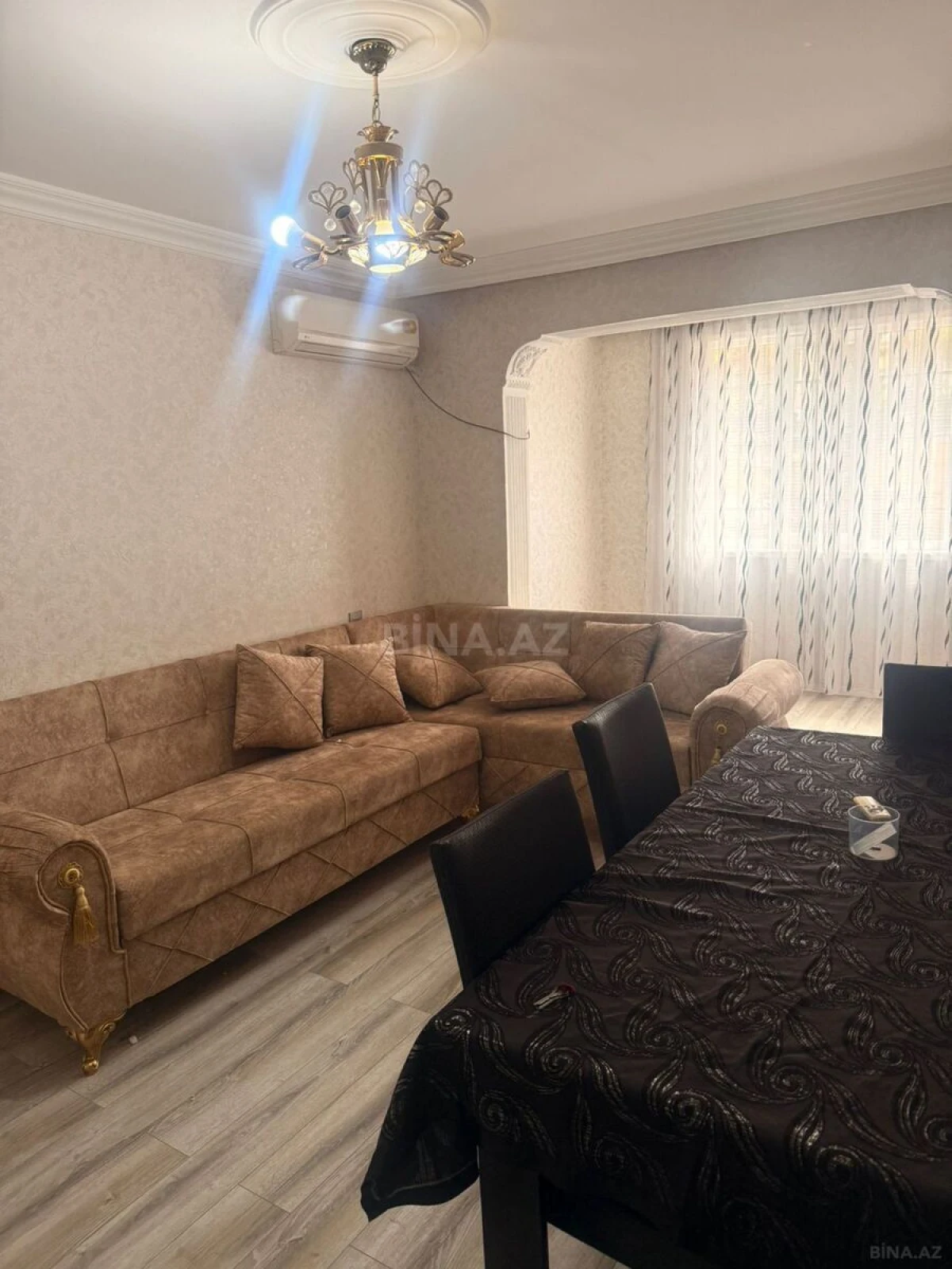 Kirayə verilir 2 otaqlı mənzil 60 m²