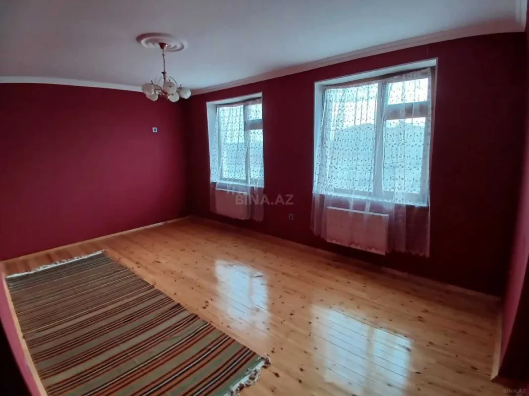 Satılır 4 otaqlı mənzil 105 m²