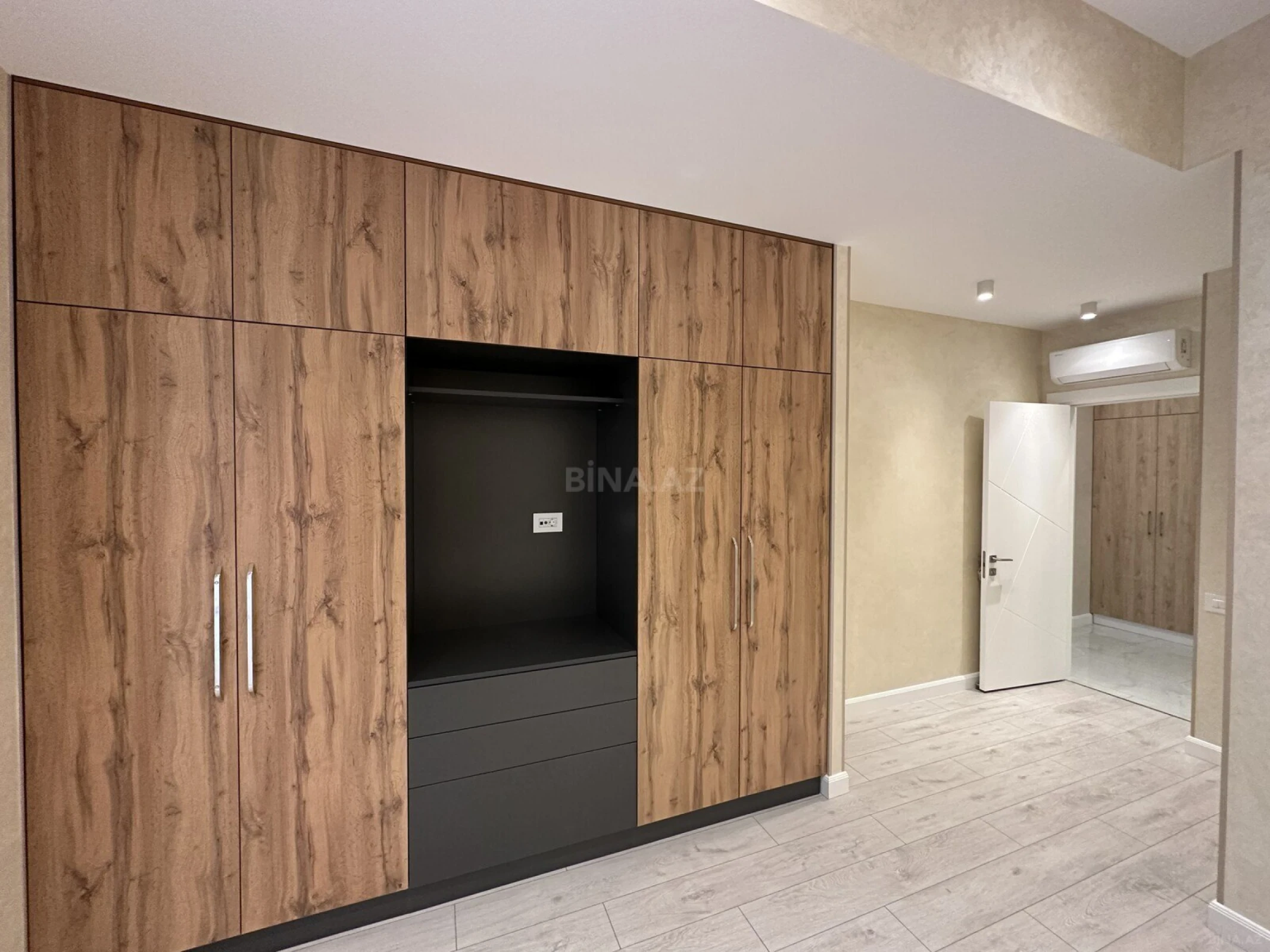 Kirayə verilir 3 otaqlı mənzil 101 m²