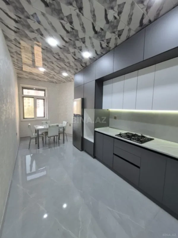 Kirayə verilir 2 otaqlı mənzil 80 m²