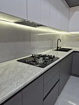 Kirayə verilir 2 otaqlı mənzil 80 m²