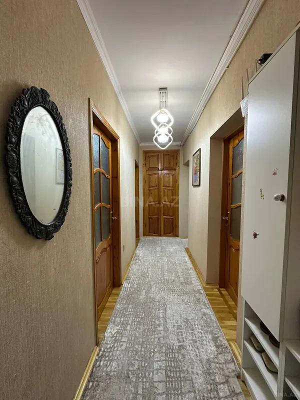 Satılır 3 otaqlı mənzil 76 m²