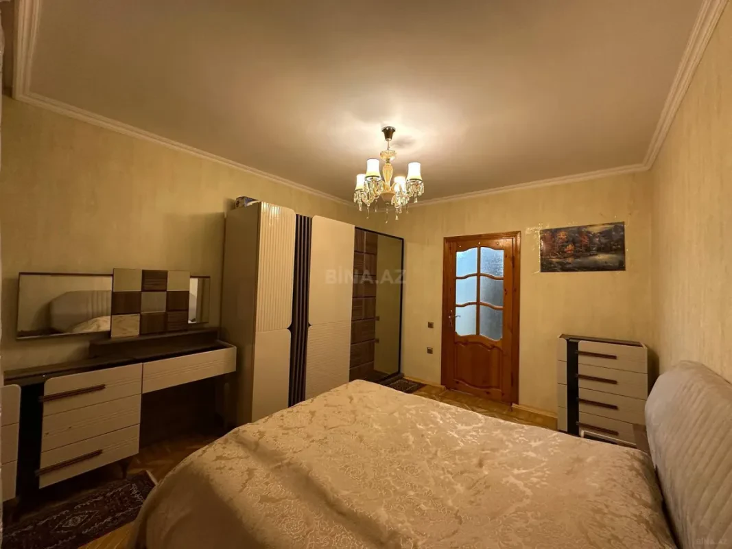 Satılır 3 otaqlı mənzil 76 m²