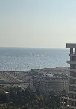 Satılır 3 otaqlı mənzil 290 m²