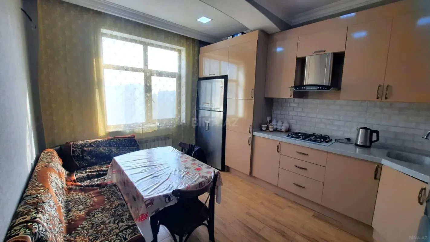 Satılır 2 otaqlı mənzil 90 m²