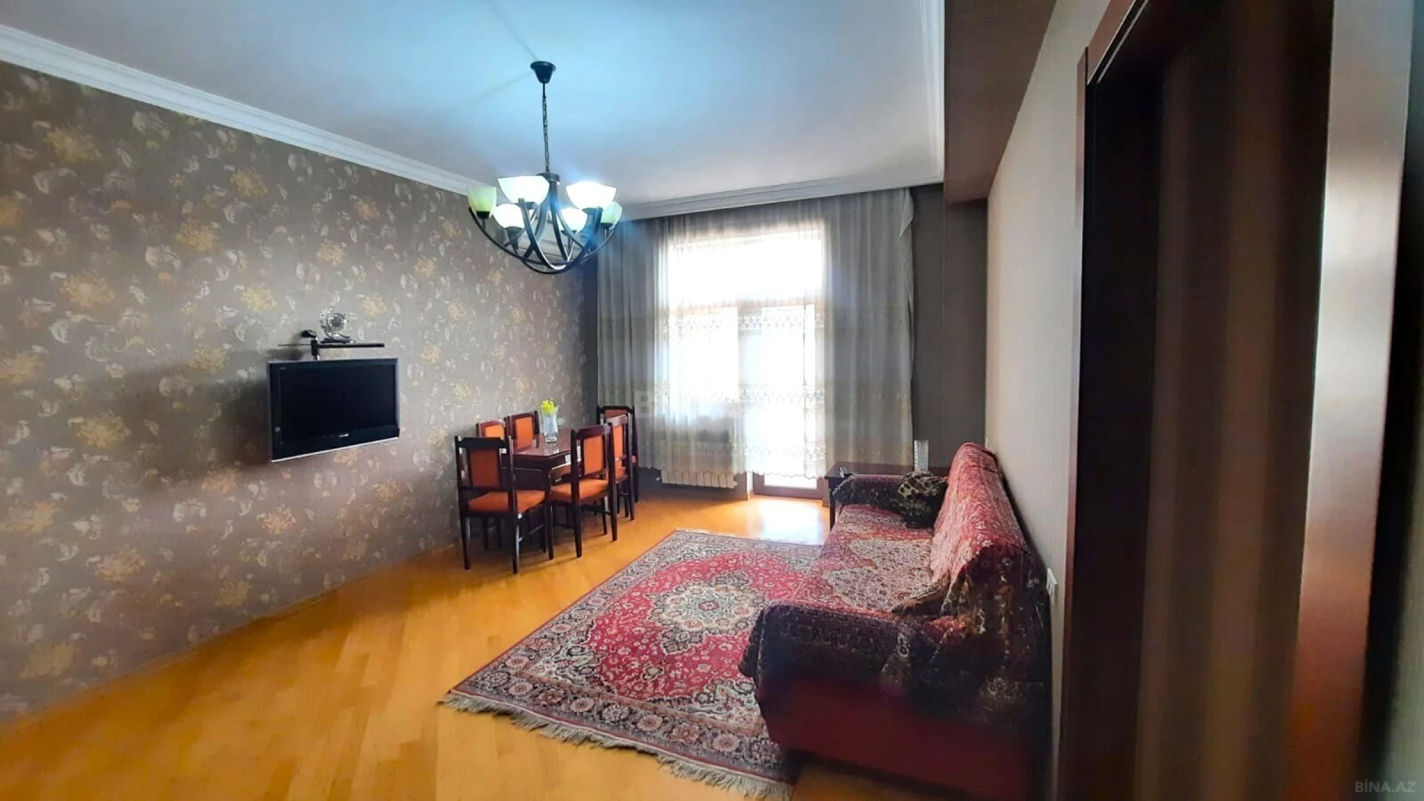 Satılır 2 otaqlı mənzil 90 m²