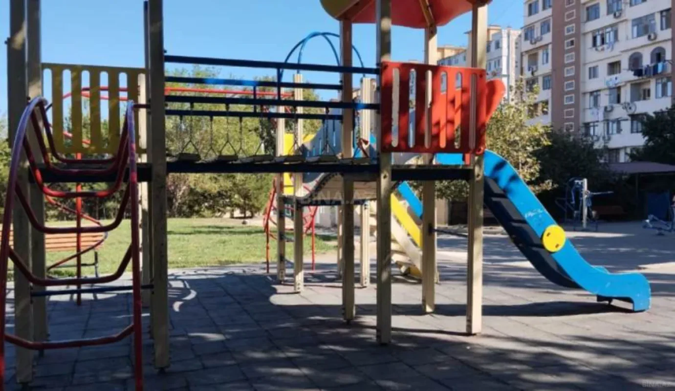 Satılır 3 otaqlı mənzil 90 m²