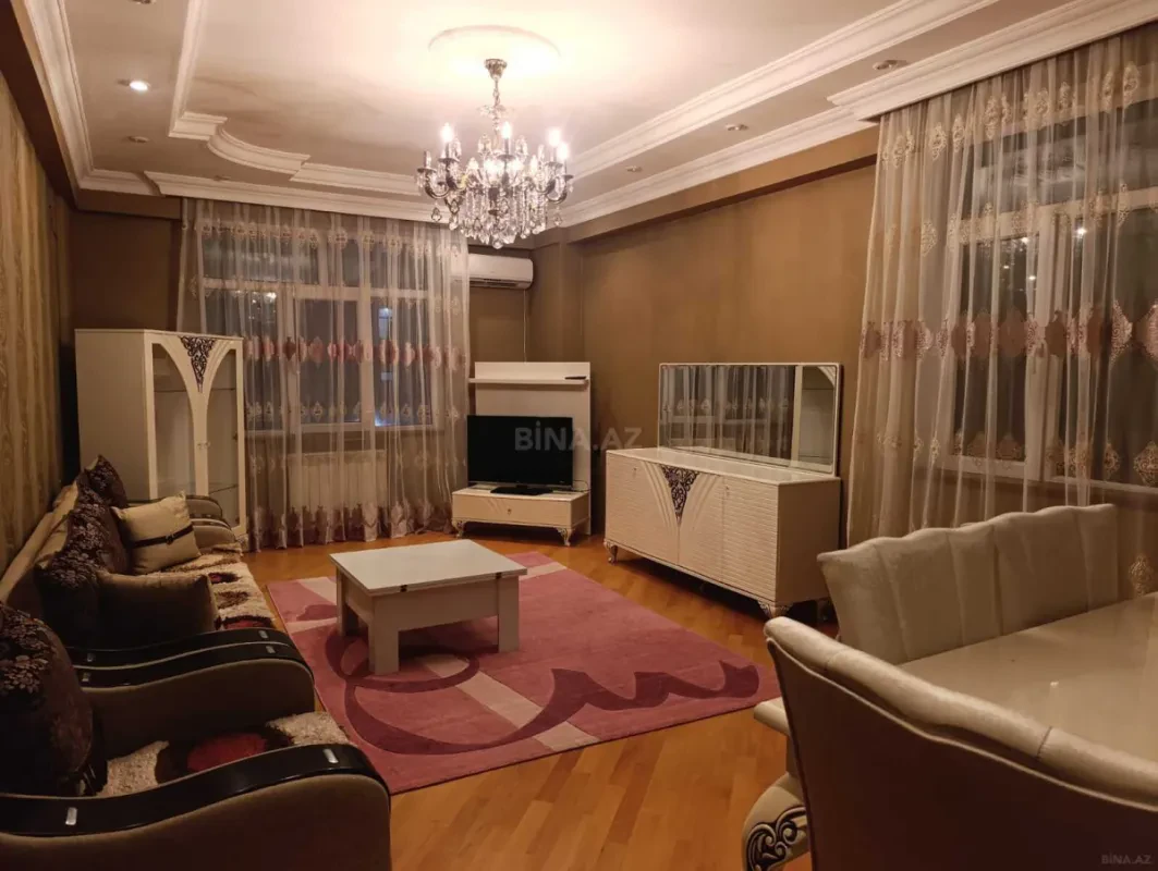 Kirayə verilir 2 otaqlı mənzil 100 m²