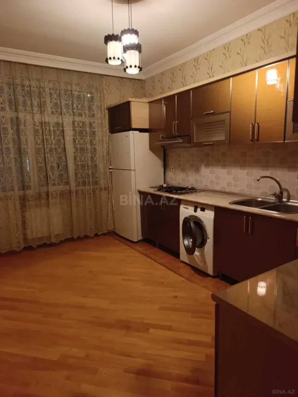 Kirayə verilir 2 otaqlı mənzil 100 m²
